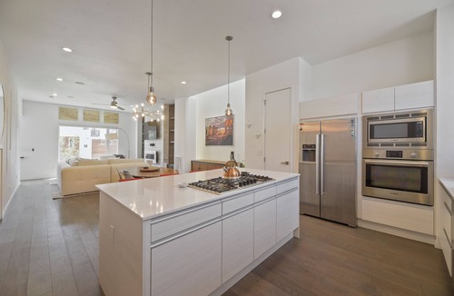 Sloan Lake Condo | Sloan's Lake Luxury | Private Rooftop | 30-Day Min