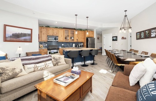 Silvercreek Condo | Slopeside Delight - Beautiful Ground Floor Ski-in/out - 3bd/3ba Condo at Granby Ranch