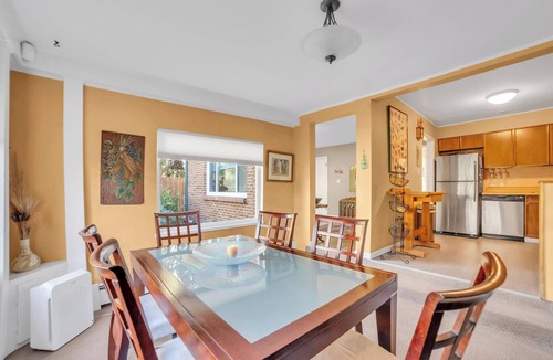 Athmar Park House | Solar-Powered Eco Bungalow, Walk to Lake + Park, EV Charger, Fenced Garden Oasis