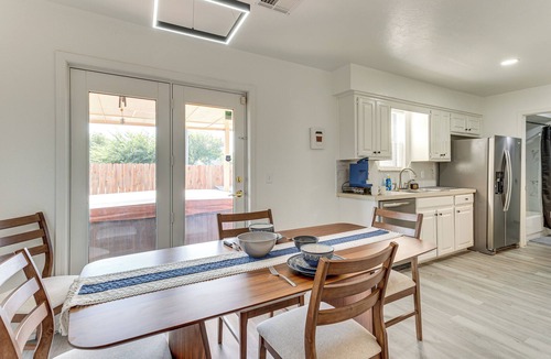 South Oklahoma City House | South OKC Home w/Hot Tub-Game Room: 18 Mi to OU!
