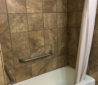 Bloomfield Hotel | Southfork Motel
