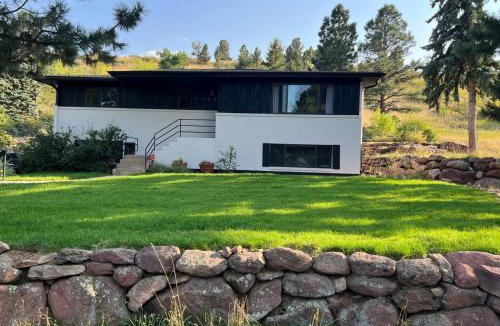 Highland Park House | Spa Getaway with Open Space Access Sauna & Hot Tub & Cold Plunge
