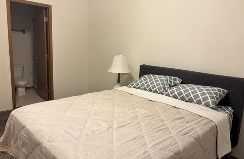 Moses Lake Apartment | Spacious 2-Bedroom. Attached Garage, Fenced Yard & Patio, Close to Everything