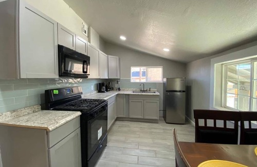 El Paso House | Spacious 2BD/1 Bth in Central-EP