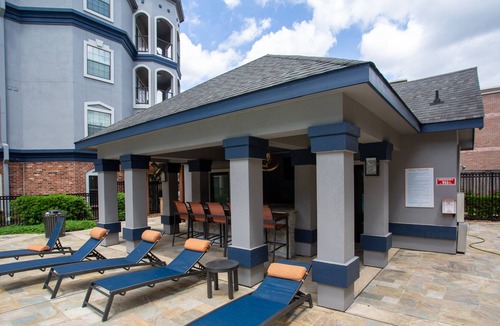 Kingwood Apartment | Spacious 2bed room and 2 full bathrooms