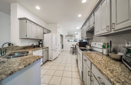 Stone Oak House | Spacious 3-Bedroom REMODELED Family Home #Stone Oak Shops #Hospitals #Golf #JBSA
