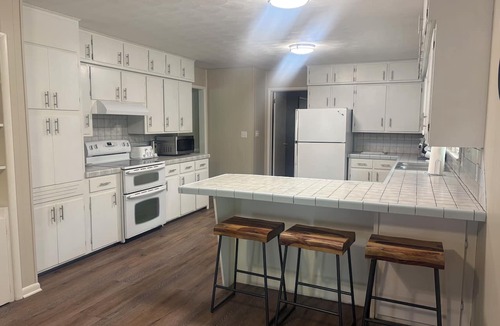 Brookline Station House | Spacious 3 bedroom 3 Bath & bonus room house in marvelous Springfield with AC