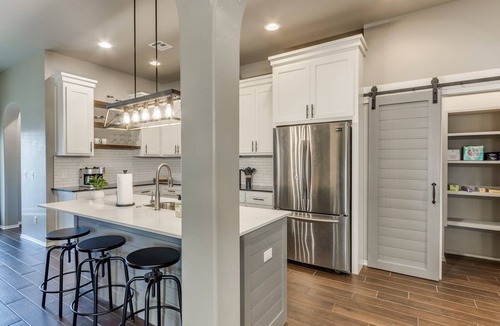 Yukon House | Spacious 3BR Furnished Yukon Home | Patio