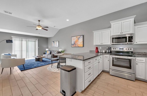 Blue Springs House | Spacious 3BR Home w/Garage & In-Unit Laundry, Main-Level Living