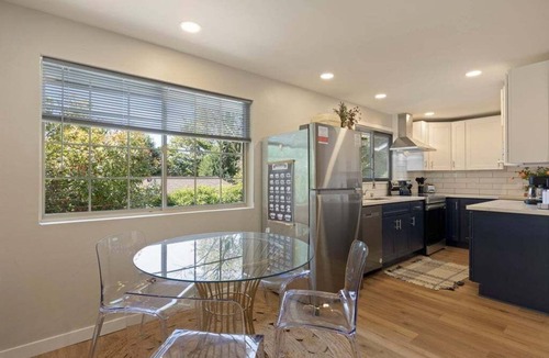 Seattle Metro Area House | Spacious 3BR Home Walk to Ezra Bessaroth Family Welcome