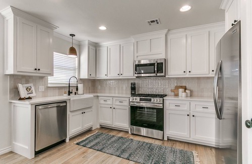 Oklahoma City House | Spacious 3BR OKC Home | Private Yard, Fireplace & Pet-Friendly