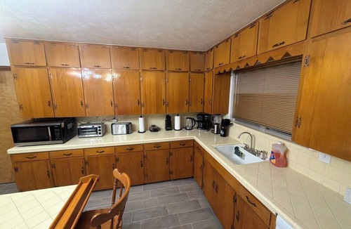 Big Spring House | Spacious 4-bedroom house in pleasant Big Spring with AC
