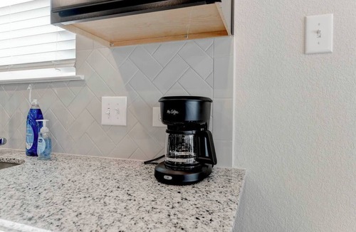 Troy Apartment | Spacious 4 Bedroom Home In Troy