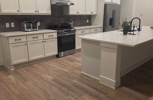 Clodine House | Spacious 4-bedroom house in wonderful Fulshear with AC and gym