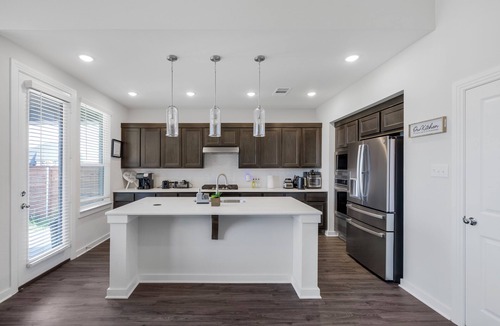 Mesquite House | Spacious 4-bedroom house with office space, WiFi in nice Mesquite