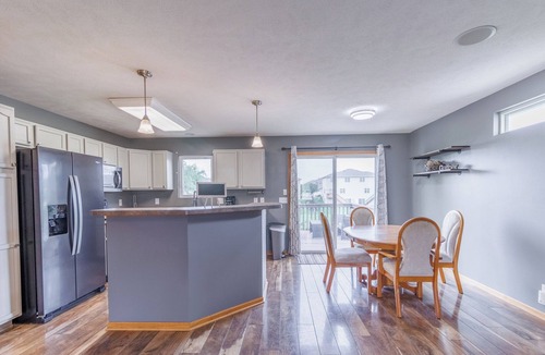 Lincoln House | Spacious 4-bedroom house in Lincoln