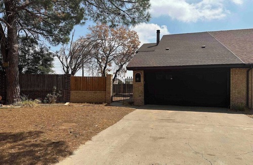 Odessa House | Spacious 4-bedroom house in tranquil Odessa with AC