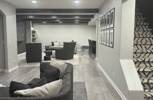 Omaha House | Spacious 4-bedroom house in Omaha/Gretna area