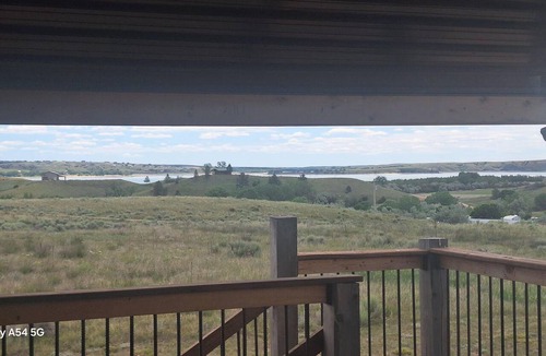 Hot Springs House | Spacious 4-bedroom 2.5 Bath, Barndaminium at Angostura lake Near Hot Springs SD