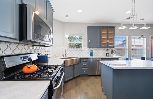 Pearland House | Spacious 4-bedroom with pool great for families, groups and longer stays.
