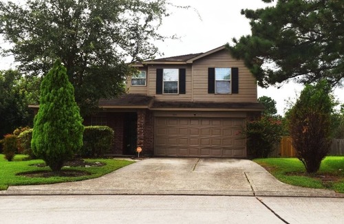Houston House | Spacious 4BR Getaway - Theater, PS5, Pool Table