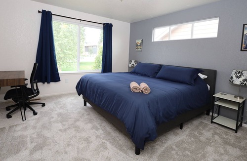 Fort Collins House | Spacious 4BR home | quiet area 15 min to CSU