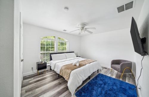 Wetmore Villa | Spacious 4BR Villa with Private Pool, Near Six Flags
