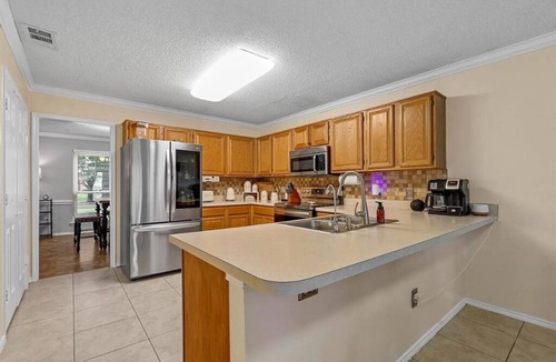 Grand Prairie House | Spacious 5-bedroom house in lovely Grand Prairie with AC, Backyard, W/D, Pets!