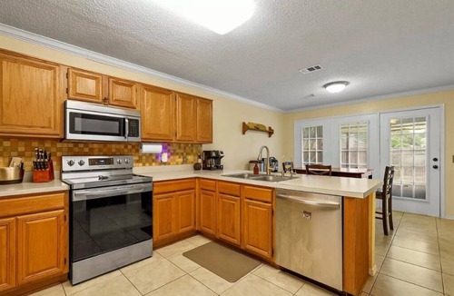 Grand Prairie House | Spacious 5-bedroom house in lovely Grand Prairie with AC, Backyard, W/D, Pets!