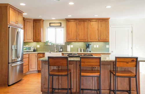 Cory House | Spacious 5-bedroom house in Central Denver! Walkable, views of mountains