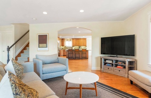 Cory House | Spacious 5-bedroom house in Central Denver! Walkable, views of mountains