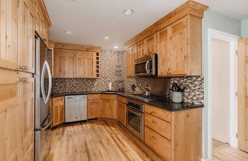 Hanna Farm Neighbors House | Spacious 5-bedroom, 3 Bath house in historic Old Town Fort Collins!