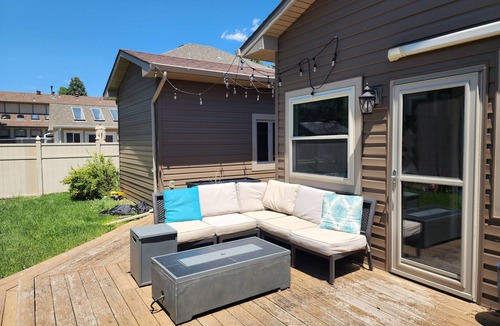 Cheyenne House | Spacious 5-bedroom Western retreat perfect for your family's holidays.