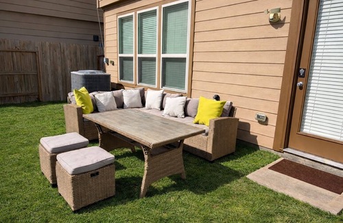 Barker House | Spacious 5BR Retreat Sleeps 13 Premium Bedding Near NRG & Events