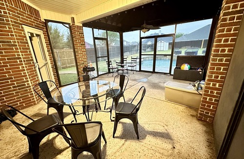 South Arlington House | Spacious 6-bedroom house with pool and hot tub and theater room next to stadium!