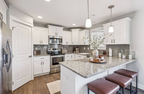 Pleasant Hill House | Spacious 6-bedroom house in adorable Pleasant Hill with AC