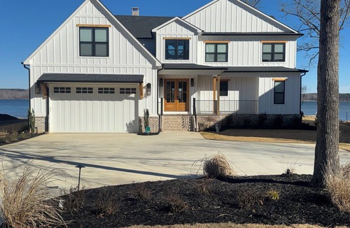 Cherokee House | Spacious 6-bedroom 4.5 Bath home in peaceful Cherokee AL with Breathtaking views