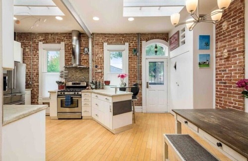 Five Points House | Spacious Artist’s House in the middle of Denver