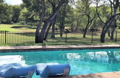 Era House | Spacious Country Home Entire house Sleeps 10 3500 sq ft