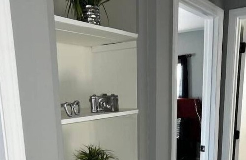 Northeast Kansas City House | Spacious cozy home w/ GameRoom!