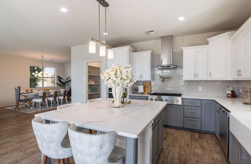 Northeast Heights House | Spacious Family Friendly 5BR Retreat Sandia Views Movie Lounge + Fenced Yard