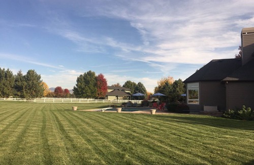 Eagle House | Spacious family home on beautifully landscaped 2 acres