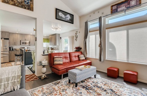 Westridge House | Spacious Highlands Ranch Home | Pet-Friendly | Fenced Yard | Mid Term Stay