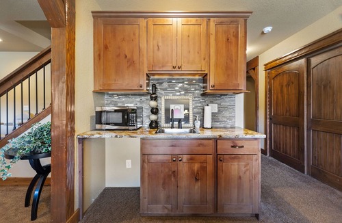 Estes Park House | Spacious Home Close to Lake Estes Close to Downtown