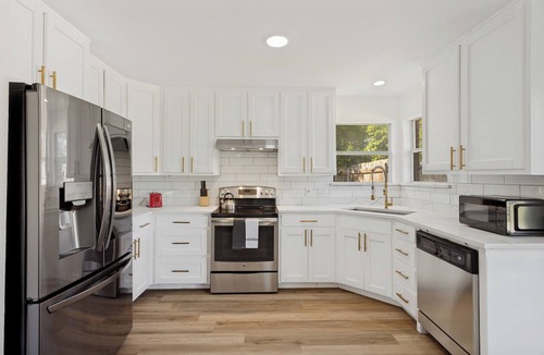 Crowley House | Spacious Home in Crowley with above ground POOL!