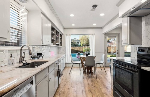 Far North Dallas House | Spacious home w/pool & game room