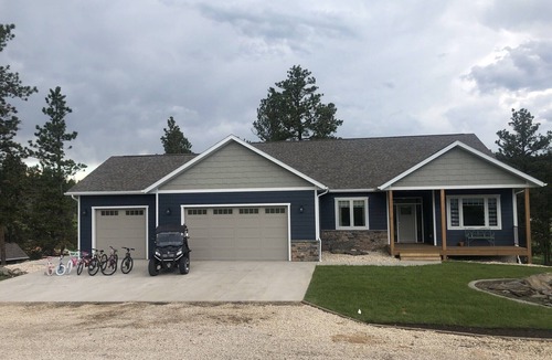 Hill City House | Spacious home with Hot Tub, bikes, fire pit, pool table and more!