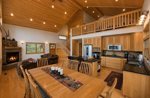Columbine Lake Cabin | Spacious Lodge with Pond just 1 Mile to Purgatory Ski Resort