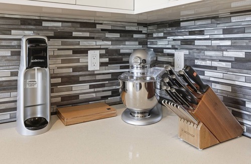 North Delridge House | Spacious Luxe Home + Movie Theater + Easy Downtown Access + BBQ