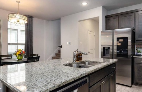 Fort Worth House | Spacious Pet Friendly - 7 Miles to Eagle Mountain Lake